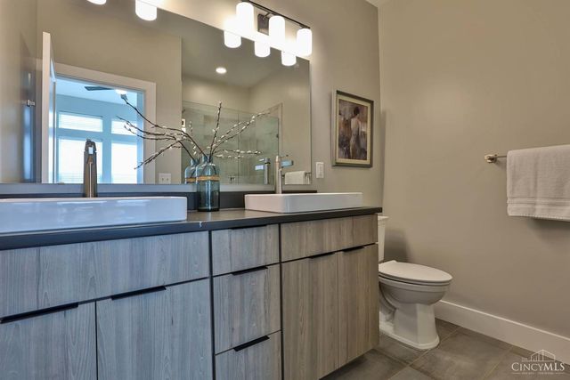 3524 Madison Park Avenue, Cincinnati, OH 45209