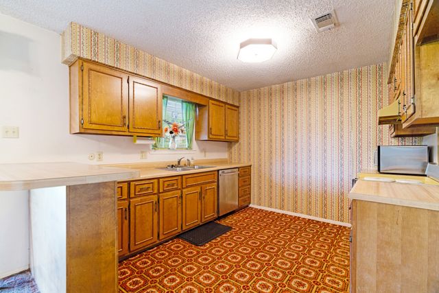 315 34th Street NE, Paris, TX 75460