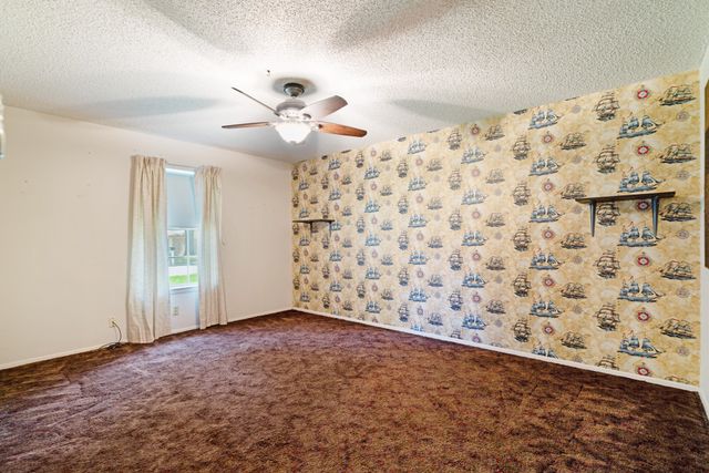 315 34th Street NE, Paris, TX 75460