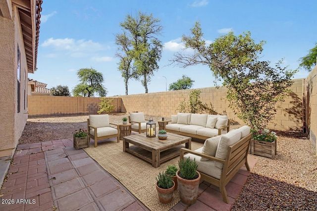 1368 S WAGON WHEEL Court, Chandler, AZ 85286