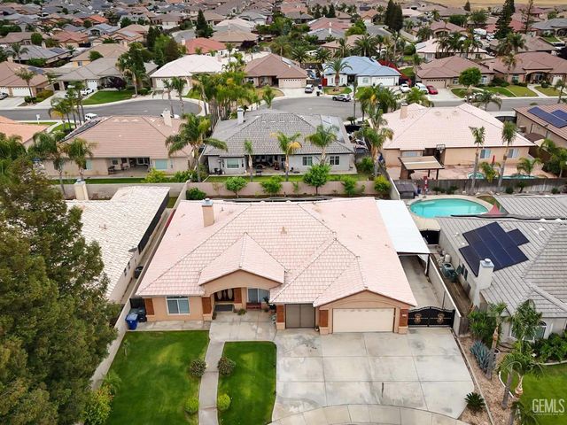 4403 Oceanrock Avenue, Bakersfield, CA 93313