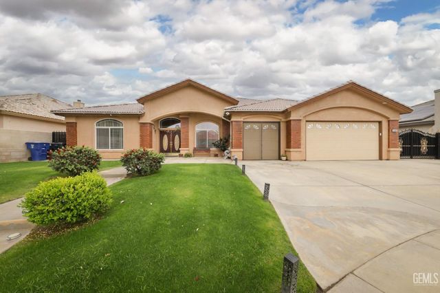 4403 Oceanrock Avenue, Bakersfield, CA 93313