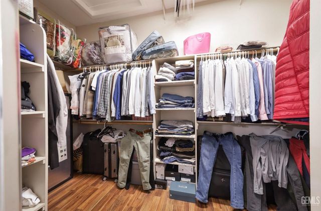 4403 Oceanrock Avenue, Bakersfield, CA 93313