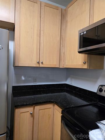 630 Calvert Street 307, Charlotte, NC 28208