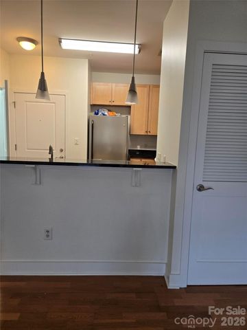 630 Calvert Street 307, Charlotte, NC 28208