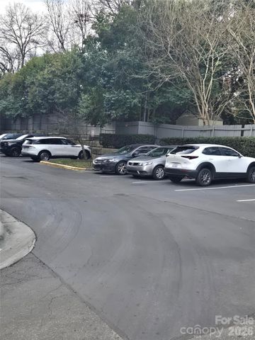 630 Calvert Street 307, Charlotte, NC 28208