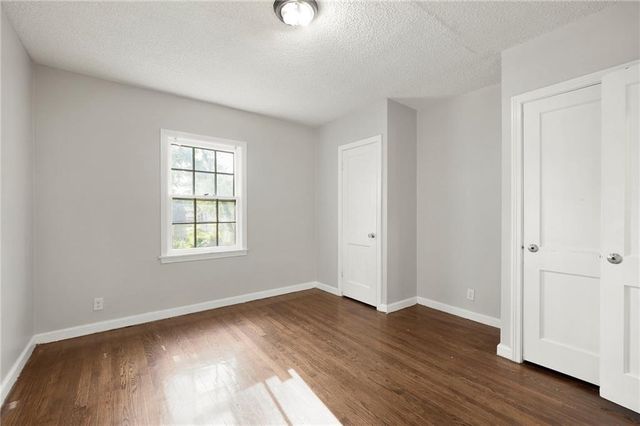 7426 Olive Street, Kansas City, MO 64132