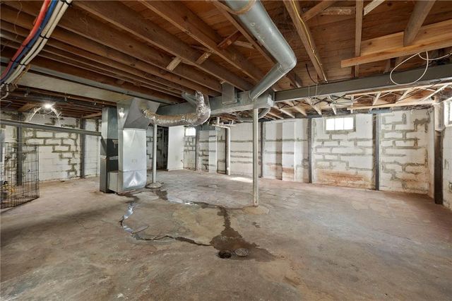 7426 Olive Street, Kansas City, MO 64132