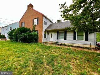 649-B JARVIS RD, Sicklerville, NJ 08081