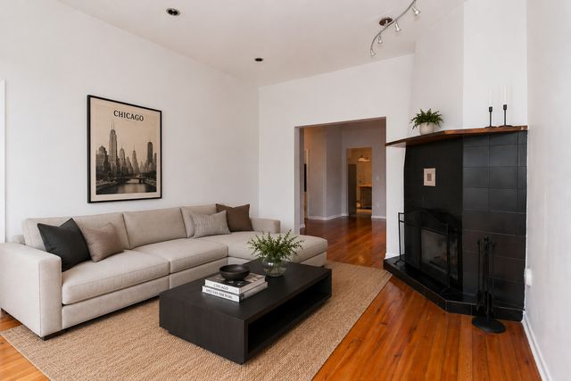 2204 N Clybourn Avenue 3, Chicago, IL 60614