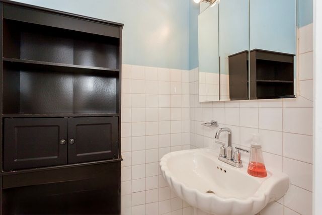 2204 N Clybourn Avenue 3, Chicago, IL 60614