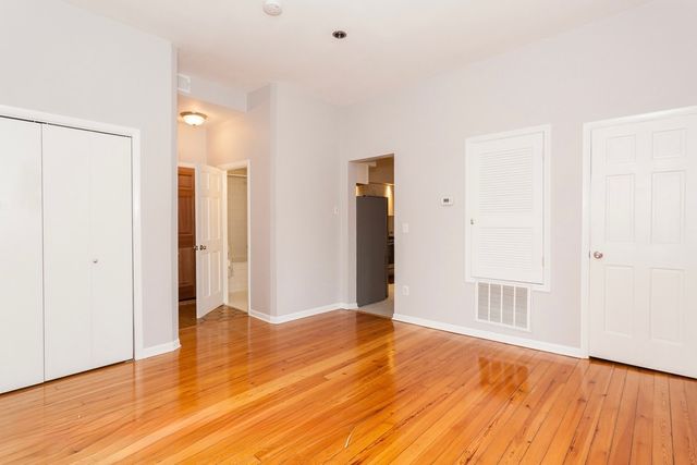 2204 N Clybourn Avenue 3, Chicago, IL 60614