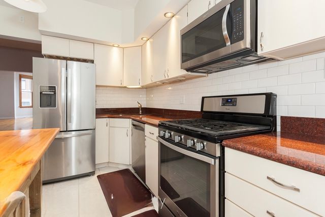2204 N Clybourn Avenue 3, Chicago, IL 60614