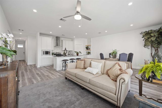 3224 Summercrisp Hollow Lane, Pearland, TX 77581