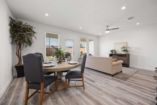 3224 Summercrisp Hollow Lane, Pearland, TX 77581