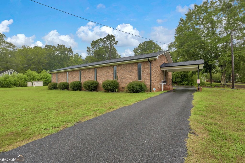 975 Oglethorpe Avenue, Athens, GA 30606