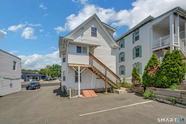125 Tunxis Hill Road, Fairfield, CT 06825