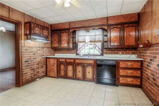 632 E Daisy Lane, New Albany, IN 47150