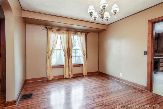 632 E Daisy Lane, New Albany, IN 47150