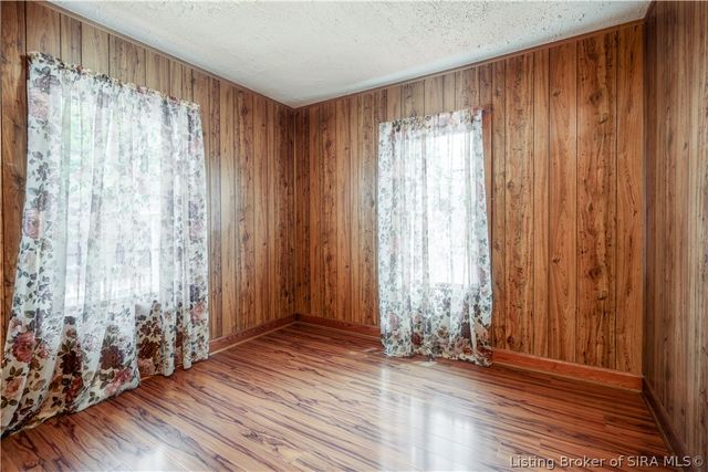 632 E Daisy Lane, New Albany, IN 47150