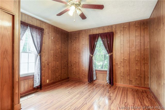 632 E Daisy Lane, New Albany, IN 47150