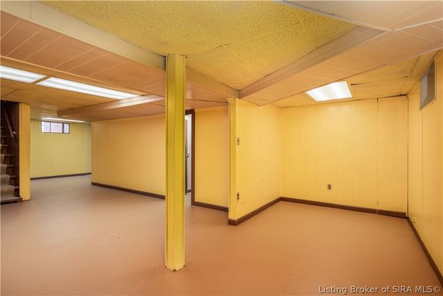632 E Daisy Lane, New Albany, IN 47150