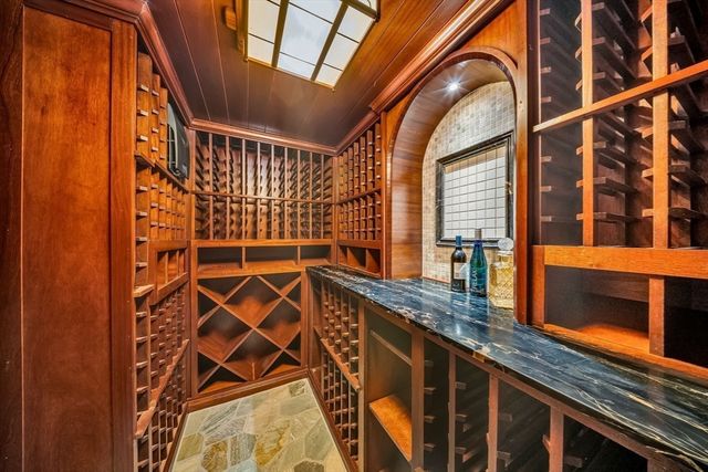 121 Livingston Rd, Wellesley, MA 02482