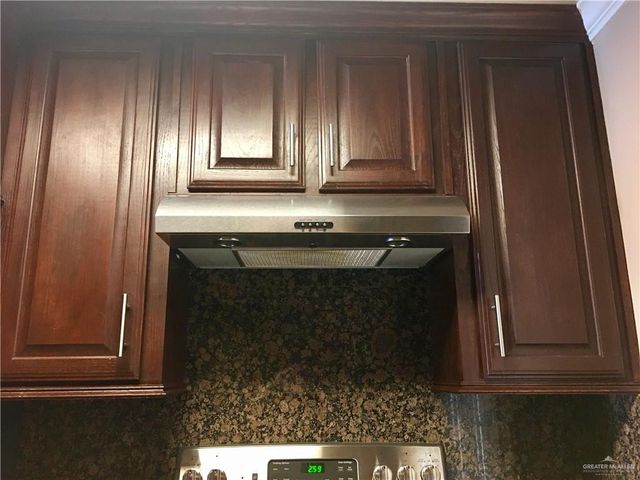 2218 N Wilson Drive, Weslaco, TX 78599