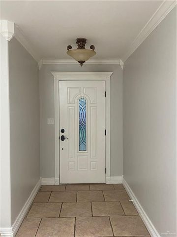 2218 N Wilson Drive, Weslaco, TX 78599
