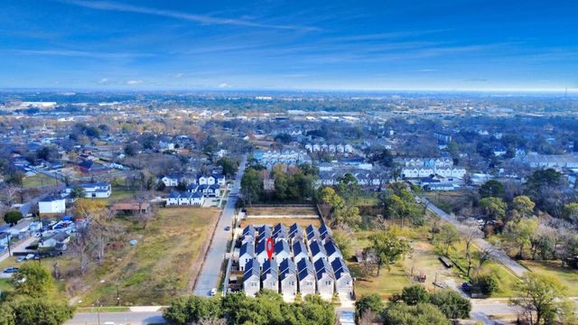 879 Rachel Street C, Houston, TX 77091