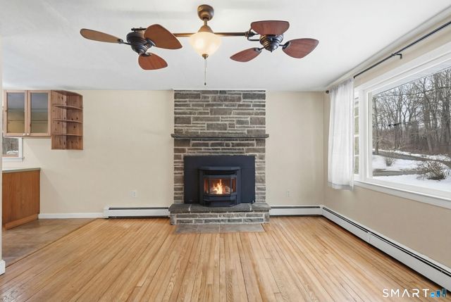 394 Cherry Lane, Montville, CT 06370