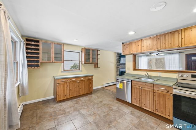 394 Cherry Lane, Montville, CT 06370