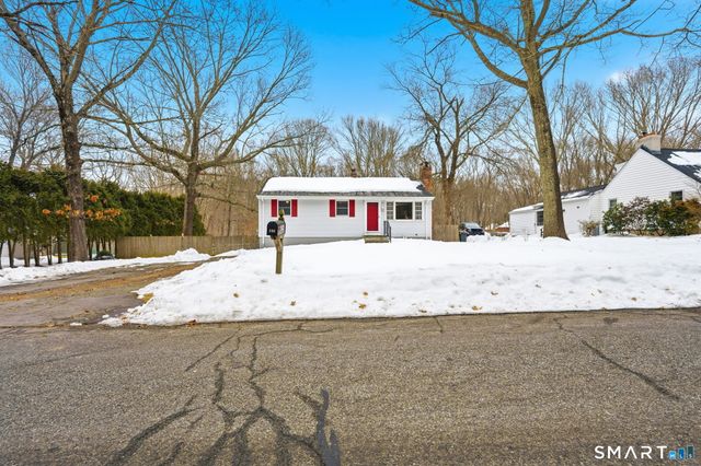 394 Cherry Lane, Montville, CT 06370