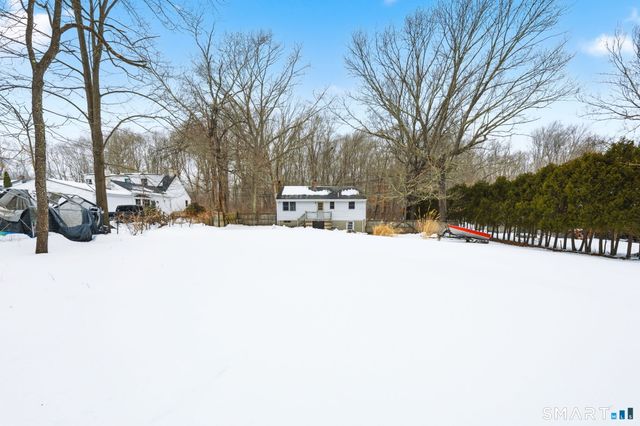 394 Cherry Lane, Montville, CT 06370