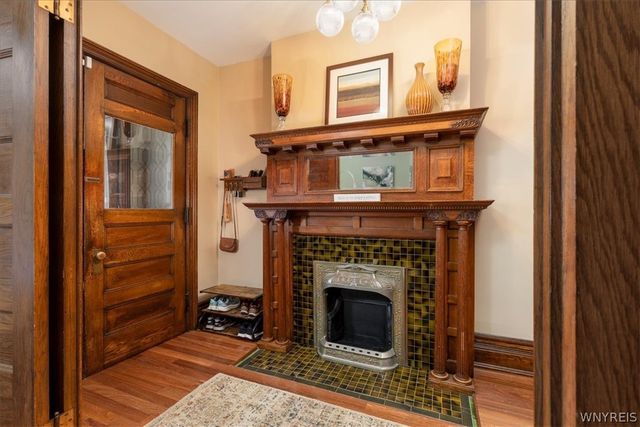 180 North Pearl Street, Buffalo, NY 14202