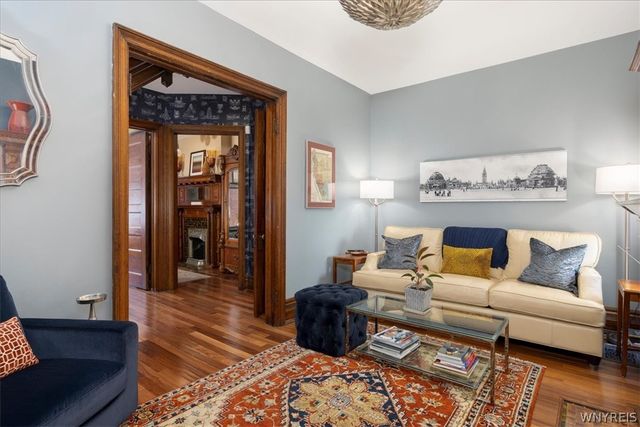 180 North Pearl Street, Buffalo, NY 14202