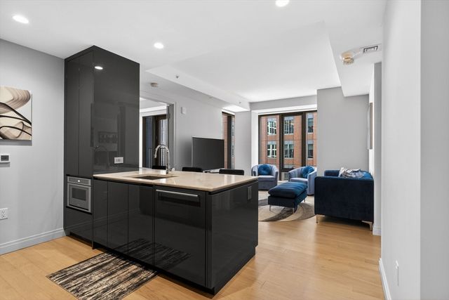 135 Seaport Blvd 1506, Boston, MA 02210