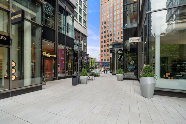 135 Seaport Blvd 1506, Boston, MA 02210