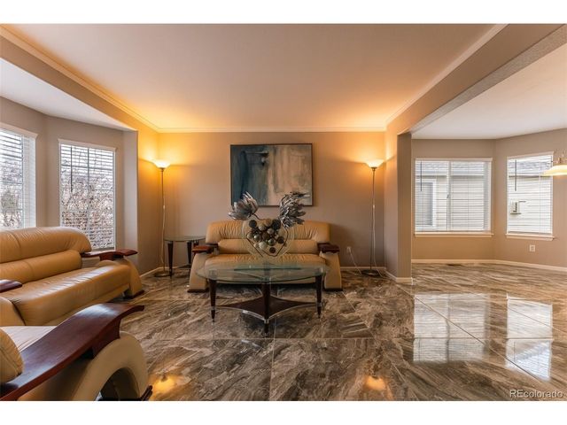 19066 E Berry Dr, Aurora, CO 80015