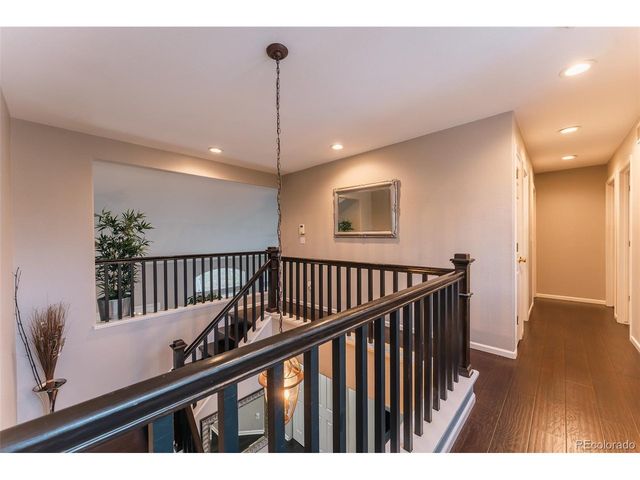 19066 E Berry Dr, Aurora, CO 80015