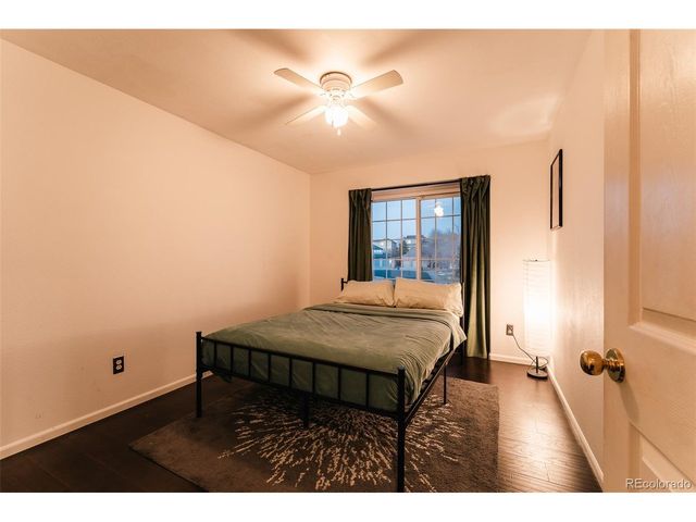 19066 E Berry Dr, Aurora, CO 80015