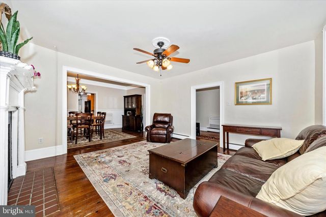 213 W MAIN ST, Middletown, MD 21769