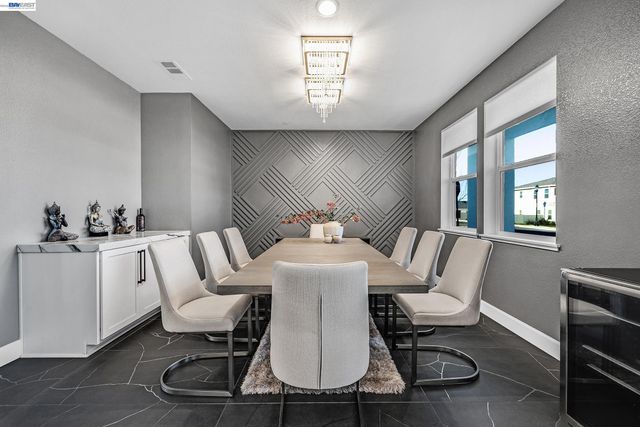 259 Eagle Nest Dr, Oakley, CA 94561