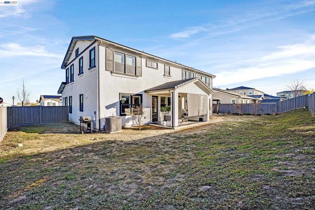 259 Eagle Nest Dr, Oakley, CA 94561