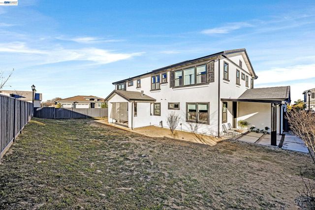259 Eagle Nest Dr, Oakley, CA 94561