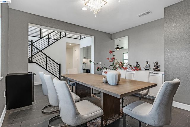 259 Eagle Nest Dr, Oakley, CA 94561