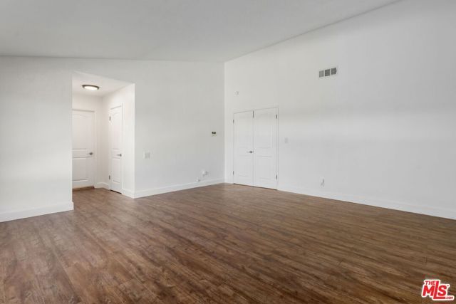 16541 Park Lane Circle, Los Angeles, CA 90049