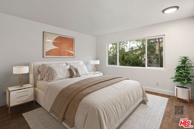 16541 Park Lane Circle, Los Angeles, CA 90049