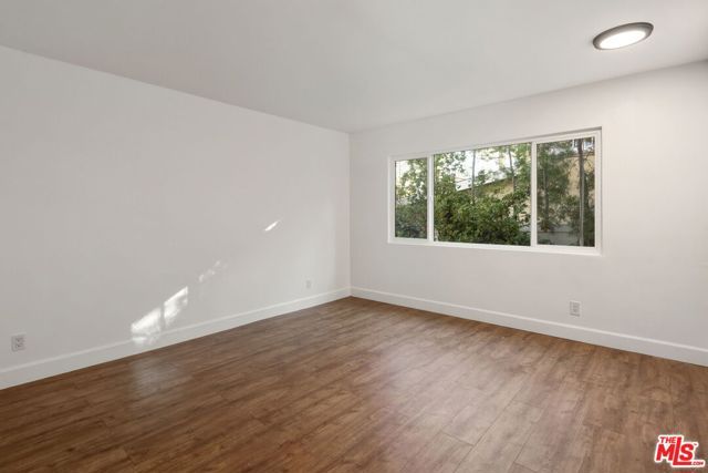 16541 Park Lane Circle, Los Angeles, CA 90049