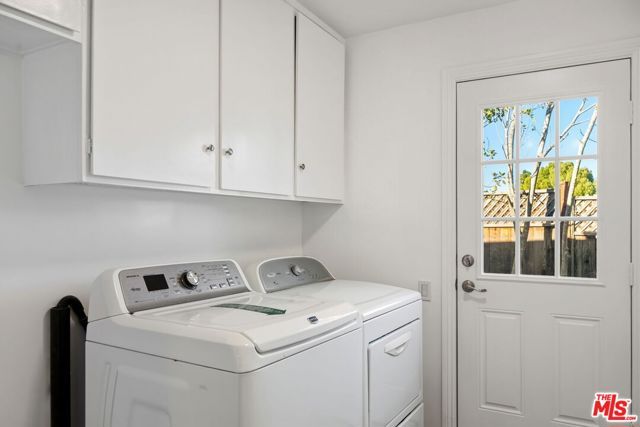 16541 Park Lane Circle, Los Angeles, CA 90049